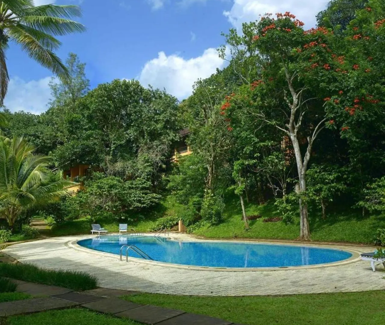 Resort Abad Green Forest Thekkady Kumily